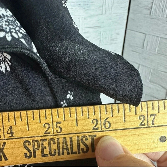 Lane Bryant Black and white Floral Blouse - Picture 8 of 9